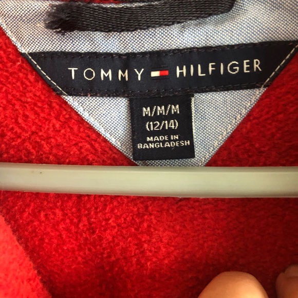 TOMMY HILFIGER BOYS LONG SLEEVES ZIP UP HOODIE IN RED BLUE AND GRAY SIZE M 12/14 - Picture 3 of 11